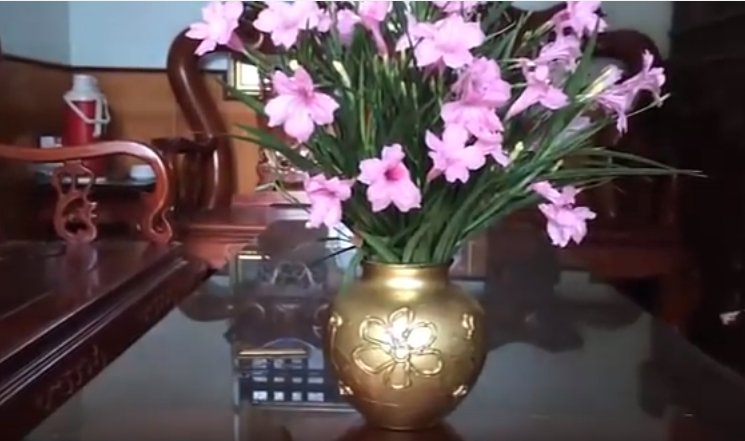 Những sáng tạo thú vị từ keo nến và súng bắn keo - Hình 19