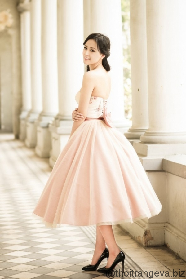Ngắm những bộ đầm đẹp nhất trong sách ảnh thời trang sắp ra mắt của “nhà  thiết kế công chúa” Nguyễn Minh Công