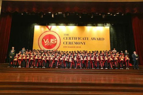 114.875 học viên VUS nhận chứng chỉ Anh ngữ quốc tế - Hình 1