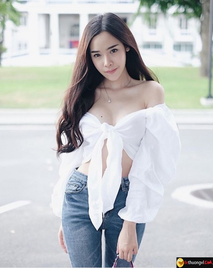Khi các nàng mỹ nhân, hot girl mặc sơ mi trắng thì sẽ quyến rũ thế này đây... - Hình 6