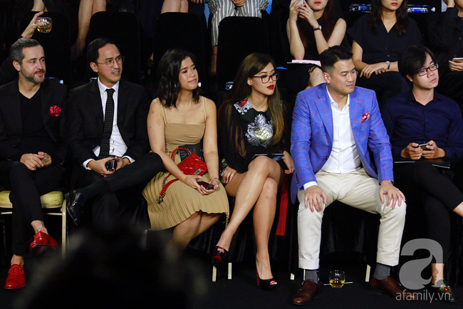 Lần đầu tiên vợ chồng Tăng Thanh Hà công khai làm điều này giữa đám đông - Hình 9