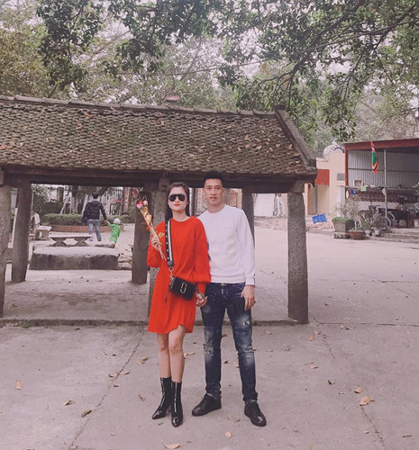 Ngắm bạn gái cực xinh của cầu thủ Huy Hùng với gu thời trang sành điệu - Hình 11