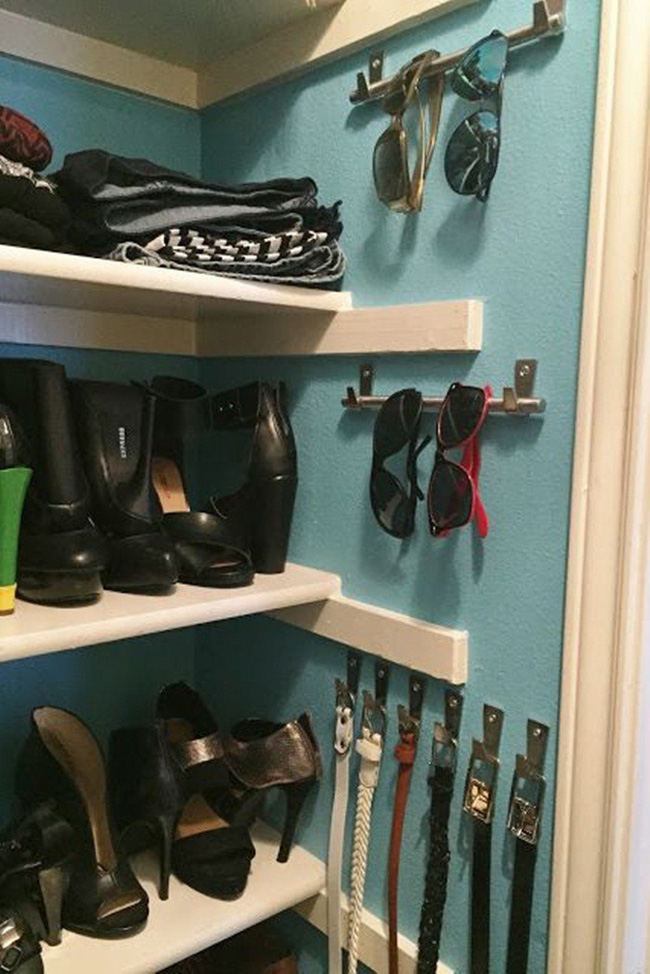 Những lời khuyên hữu ích cho vấn đề muôn thủa: Tủ quần áo trong phòng ngủ chật - Hình 24