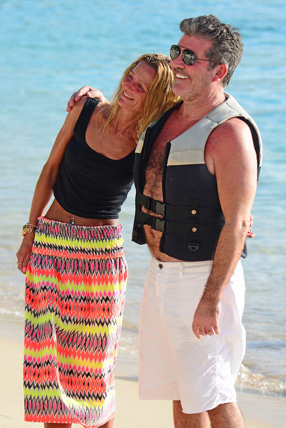 Simon Cowell tránh rét ở Caribbe cùng bạn gái và con trai - Hình 11