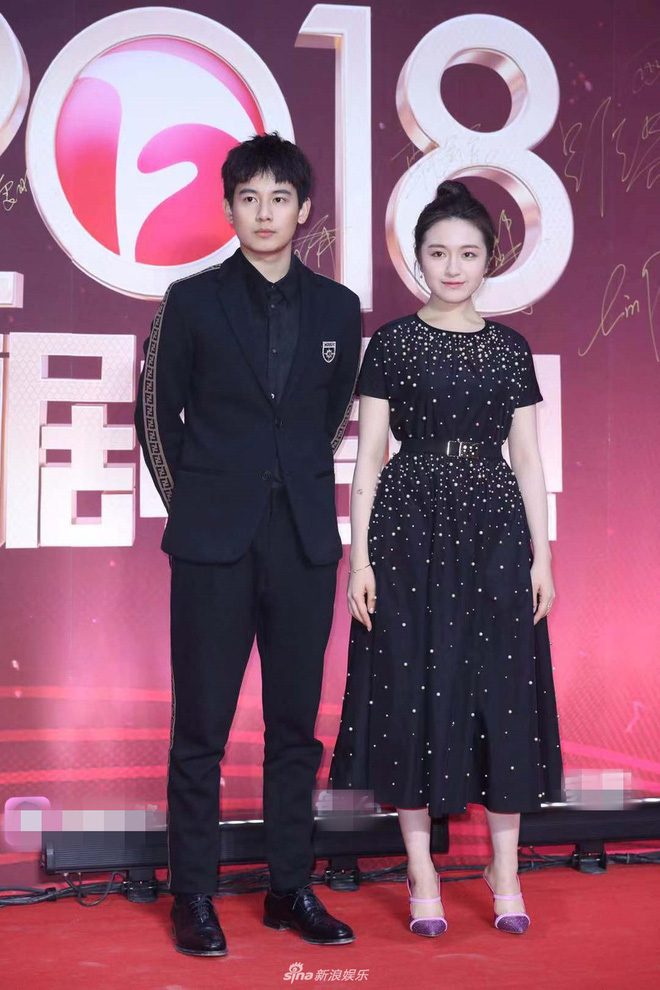 Thảm đỏ Quốc Kịch Thịnh Điển: Tần Lam gồng mình trước cái lạnh, dàn sao Diên Hi - Như Ý Truyện thi nhau chặt chém - Hình 28