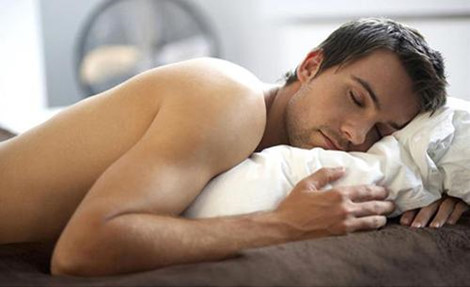 Giải mã hiện tượng giấc mơ ướt ở nam giới khi ngủ - Hình 1