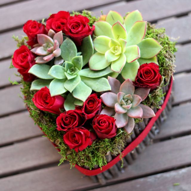 Cách Cắm Hoa Hình Trái Tim Độc Đáo Cho Ngày Valentine - Sáng Tạo - Việt  Giải Trí