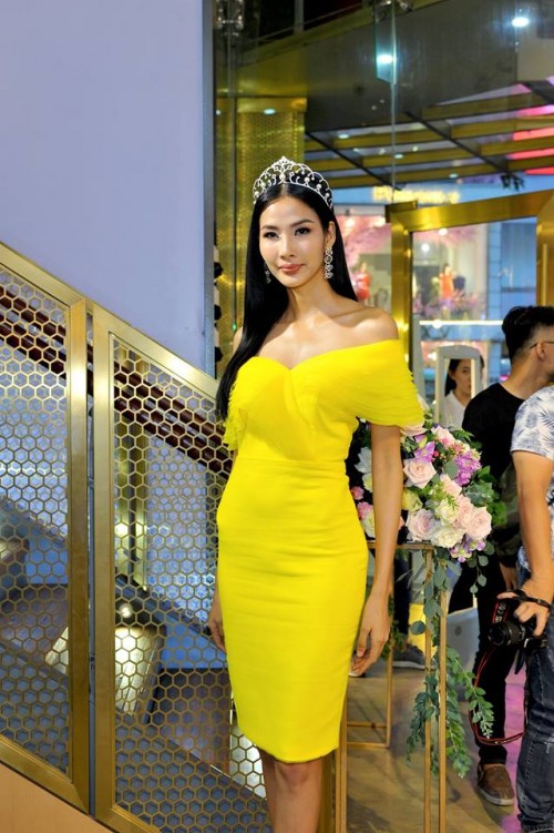Hà Nội 10 độ, mỹ nhân đẹp nhất tuần nhờ dũng cảm mặc đồ xuyên thấu - Hình 6