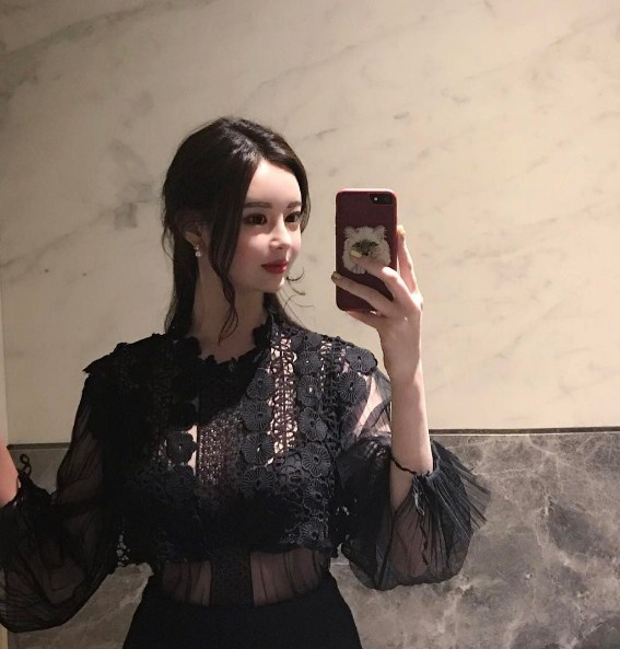 Tan chảy với thân hình phồn thực của hot girl mới nổi Olivia Gwak - Hình 11