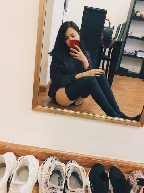 Bất ngờ với tủ đồ hiệu toàn items đắt đỏ của Hương Giang Idol - Hình 9
