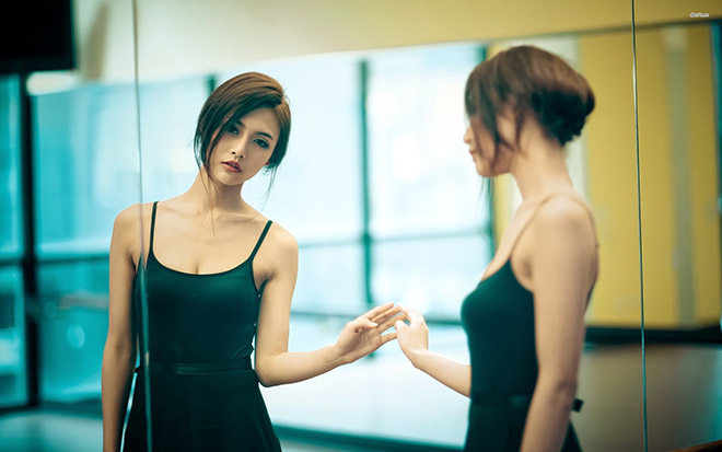 Ngoại tình để dọa chồng, không ngờ lại mê mệt trai trẻ - Hình 1