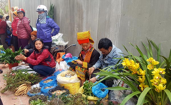 Phát thèm khi lạc giữa rừng lợn sữa quay ở xứ Lạng - Hình 11