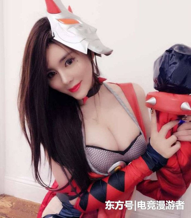 Tuyệt kỹ để có vòng một 96cm của MC hoa hậu xứ Trung thích khoe thân - Hình 3
