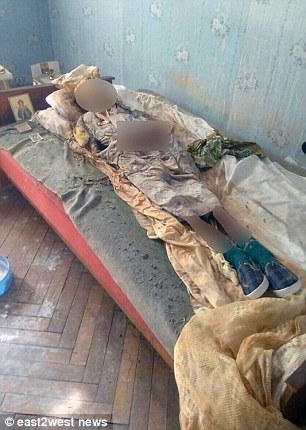 Ukraine: 30 năm bí mật sống cùng xác ướp của mẹ - Hình 1
