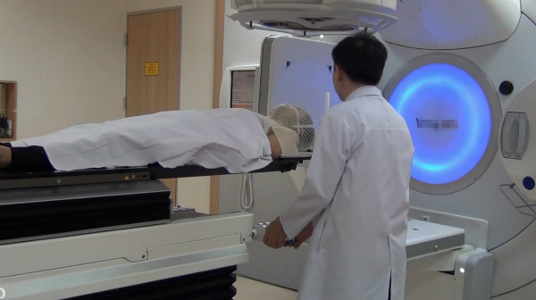 Bệnh viện Chợ Rẫy triển khai hệ thống xạ trị đa năng lượng chữa ung thư - Hình 1