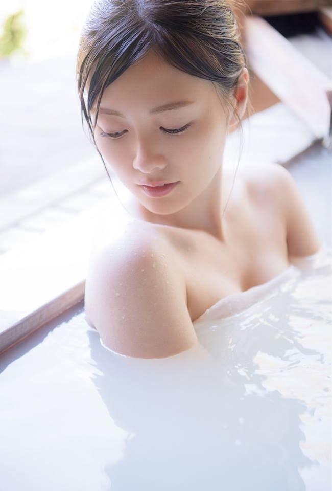 Bí mật làn da trắng như bông bưởi của phụ nữ Nhật - Hình 12