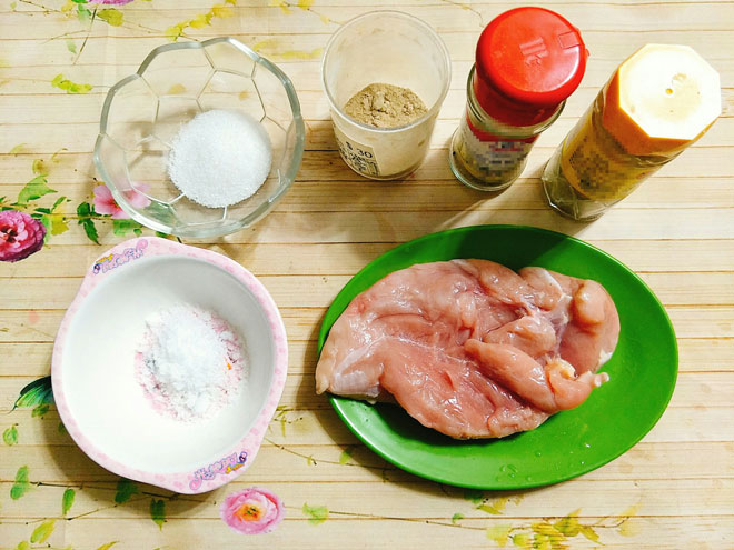 Cách làm bột nêm từ thịt gà ngon và an toàn cho cả nhà - Hình 2