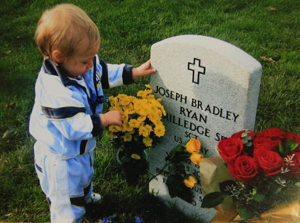 Đừng lên chuyến tàu mang tên kỉ niệm, nó chỉ đưa bạn quay lại nhà ga nỗi đau mà thôi - Hình 3