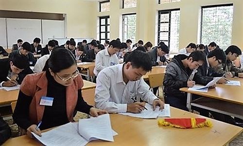 Nên hay không việc thi thăng hạng giáo viên? - Hình 1