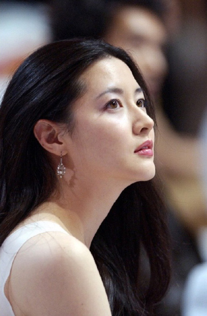 Tangem. Lee young AE. Тангем. Ли ён э Тангем.