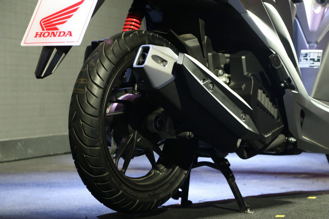 Cận cảnh Honda Click mới khiến tín đồ SH Mode chao đảo - Hình 18