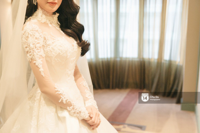 Đột nhập phòng trang điểm ngắm cận cảnh nhan sắc cô dâu Diệp Lâm Anh trước giờ diễn ra đám cưới - Hình 9