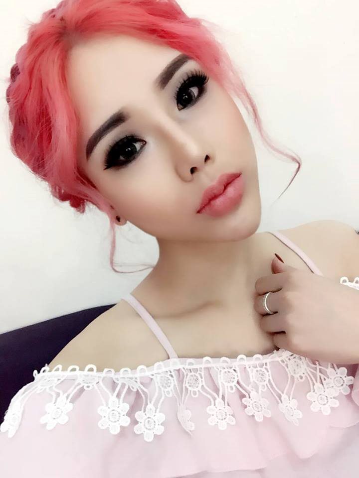 Mê mệt với vẻ đẹp của mẹ 9X nghiện xăm trổ - Hình 11