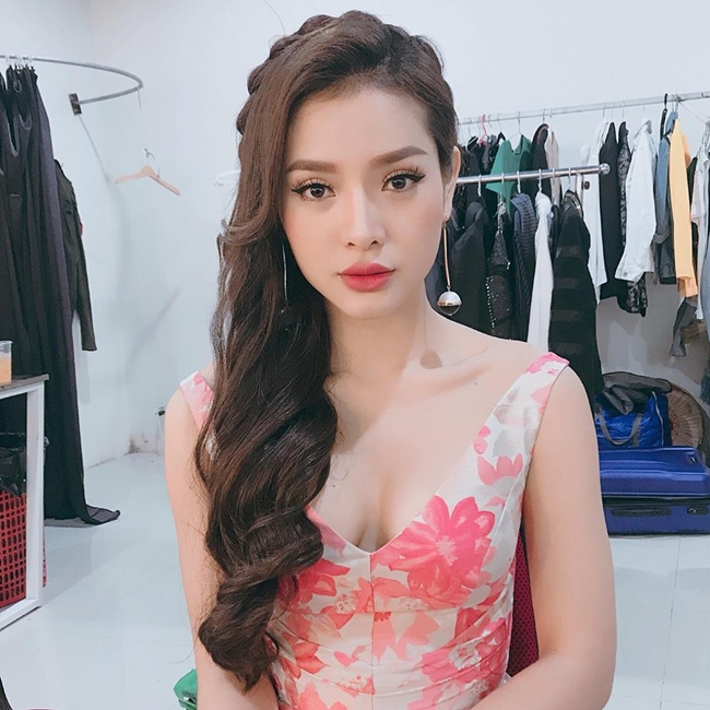 3 mỹ nữ nóng bỏng gây sốc khi tiết lộ suýt bị cưỡng hiếp, lạm dụng tình dục lúc nhỏ - Hình 14