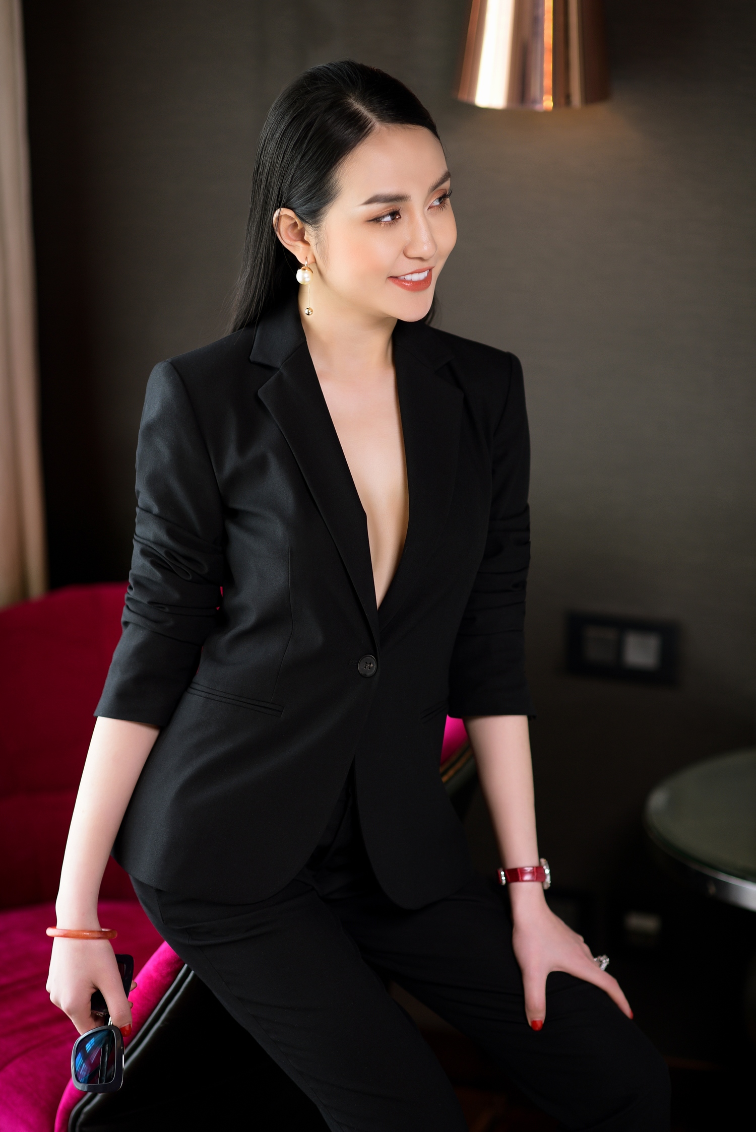 Hương Baby khoe vẻ gợi cảm sau thời gian ở ẩn - Hình 5