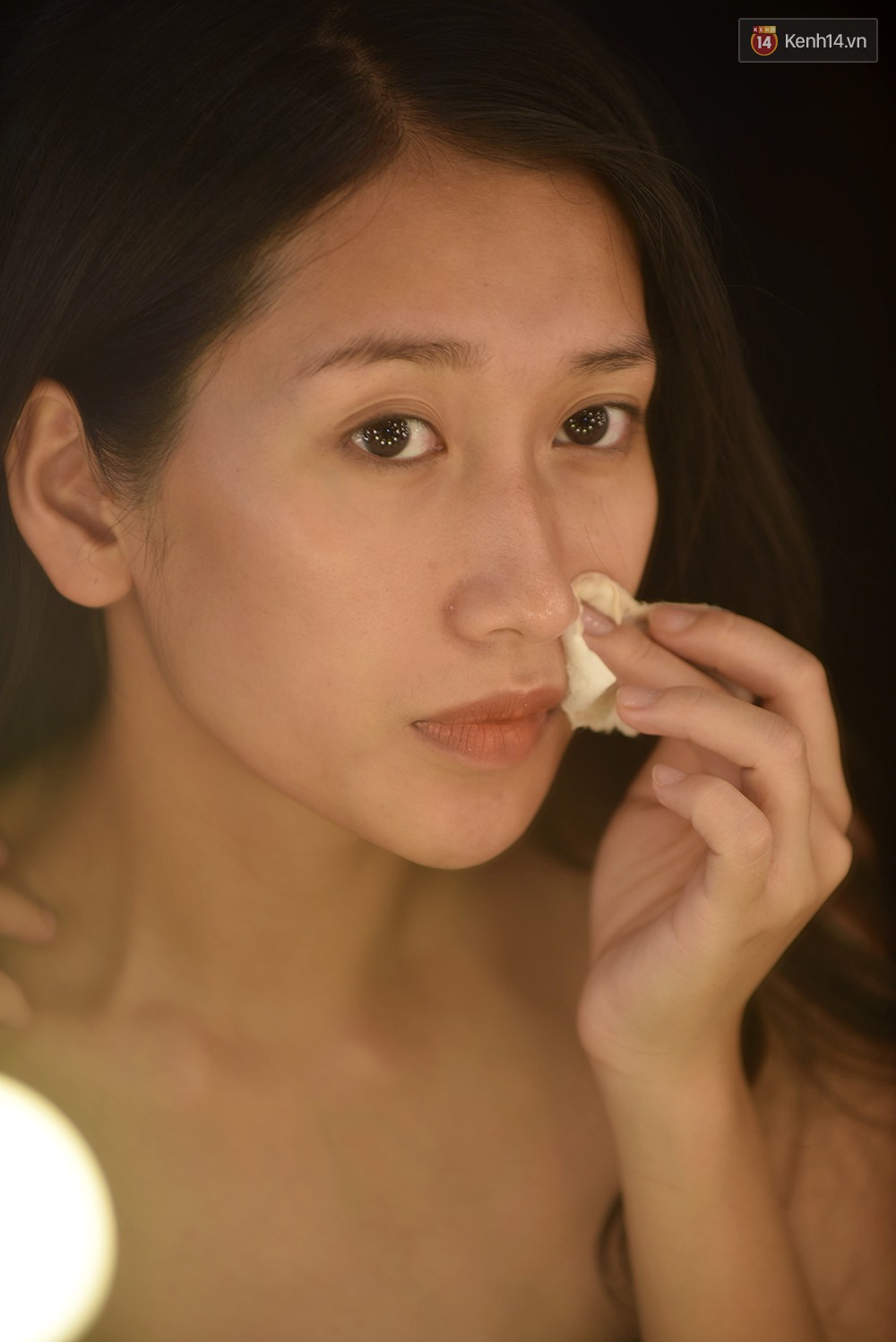 The Face Vietnam: Thí sinh lộ da mụn, quầng thâm trong phần thi mặt mộc - Hình 6