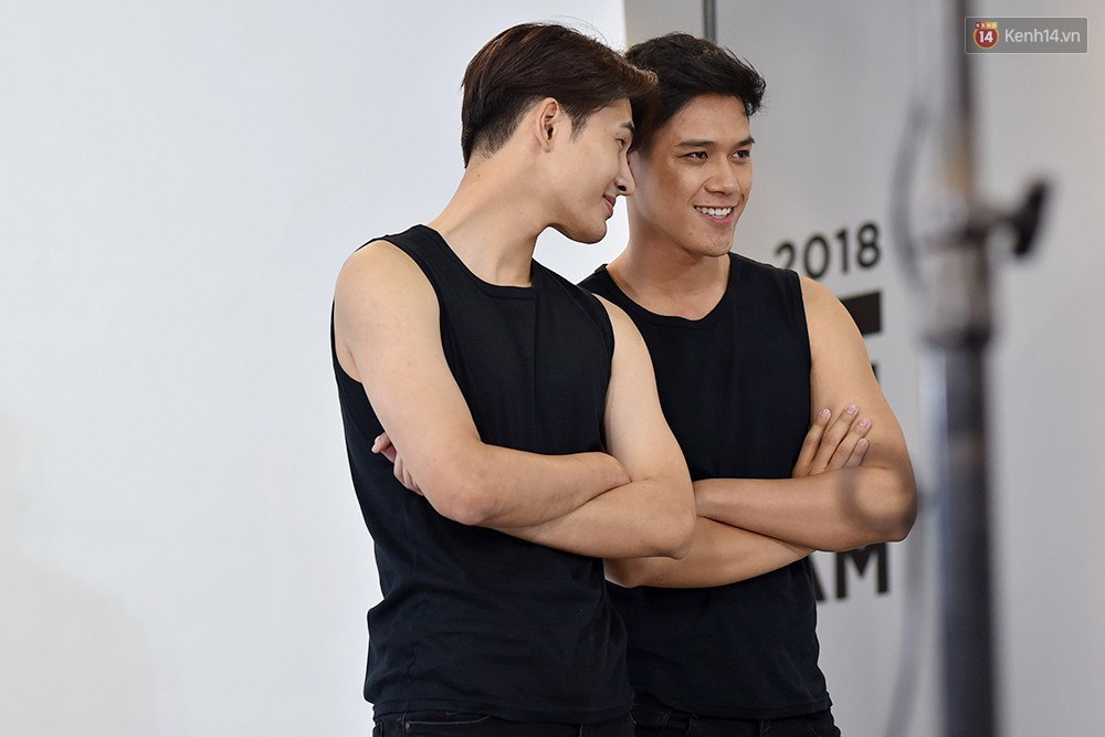 The Face Vietnam: Thí sinh lộ da mụn, quầng thâm trong phần thi mặt mộc - Hình 12