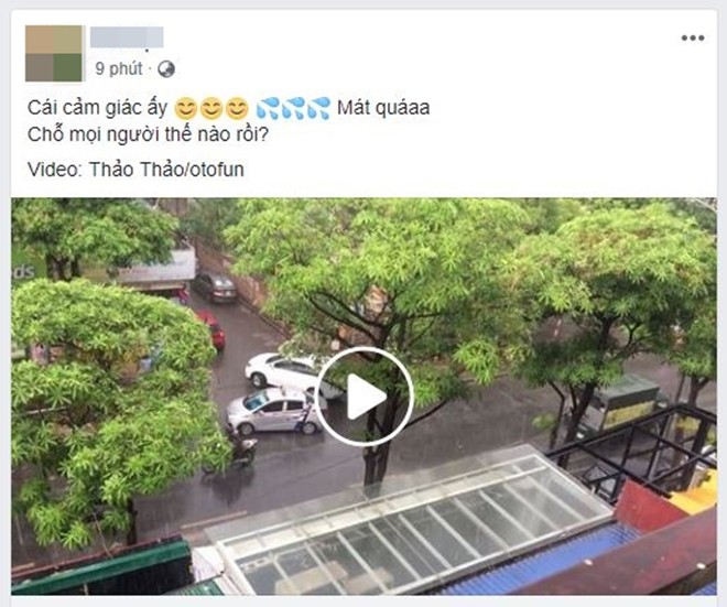 Chụp ảnh tự sướng đón mưa sau đợt nắng nóng đỉnh điểm, cô gái bỗng tạo nên trào lưu hot trên mạng xã hội - Hình 4