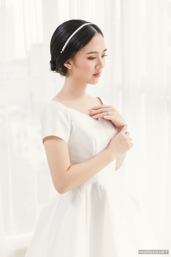 Diễn viên Bánh đúc có xương khoe ảnh cưới giản dị - Hình 11