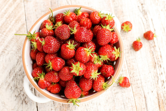 Ngoài cam, chanh còn có cả list thực phẩm giàu vitamin C không kém để bổ sung cho cơ thể - Hình 1