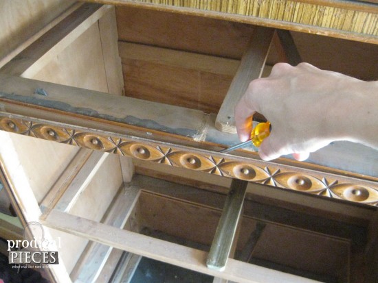 Thấy chiếc tủ gỗ xấu xí ở chợ đồ cũ, người mẹ rinh ngay về nhà và biến nó thành thiên nga, ai nhìn vào cũng thích ngay - Hình 5