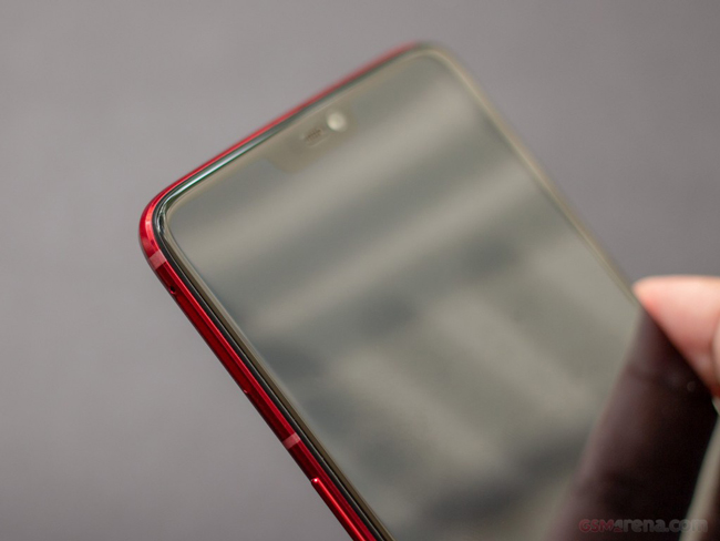 Trên tay OnePlus 6 đỏ đốt cháy mùa hè - Hình 9