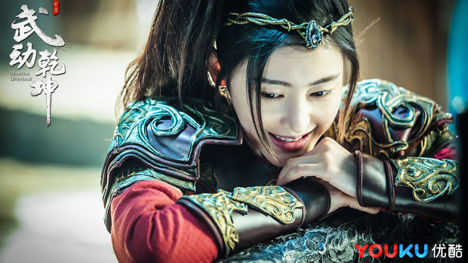 Đang kì vọng Vũ Động Càn Khôn của Dương Dương khuấy đảo hè này thì phim vừa ra 2 tập đã bị chê cổ lỗ sĩ - Hình 8