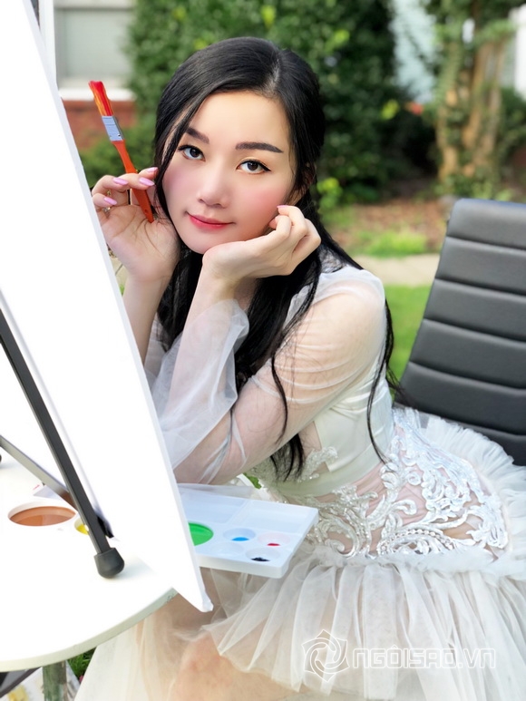 Hot mom nổi tiếng xinh đẹp là gái 2 con trông mòn con mắt - Hình 1