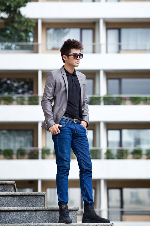 Kết hợp trẻ trung giữa vest quần jeans nam - Hình 1