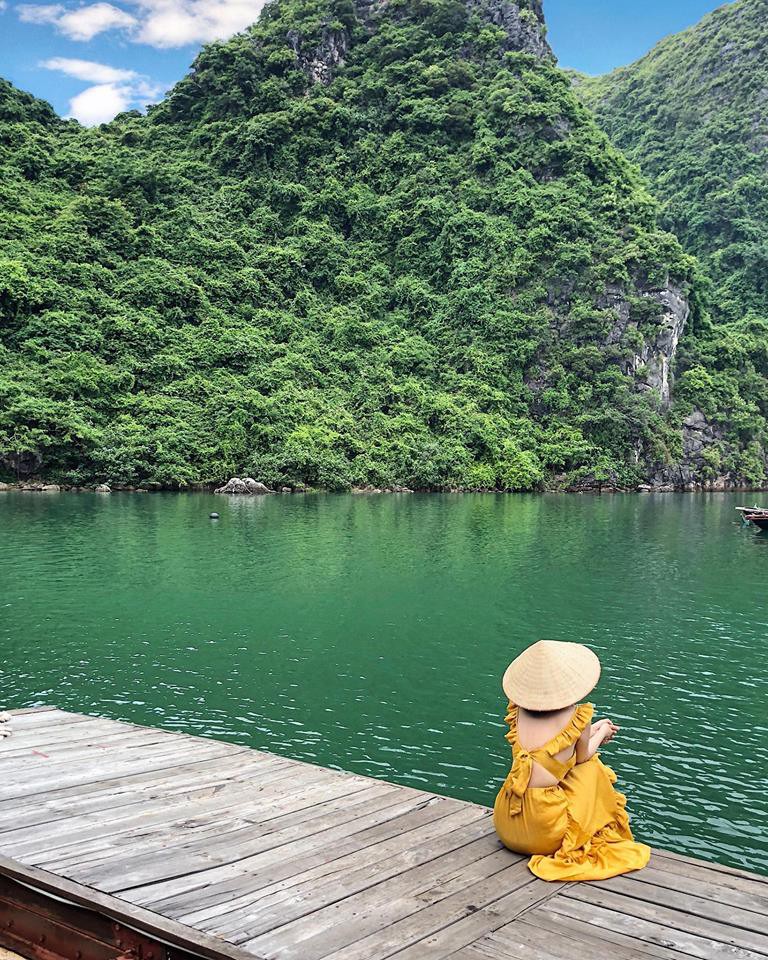 Nhìn ảnh vi vu Hạ Long của những cô nàng này mà ai cũng nôn nao muốn đi ngay trước khi hết hè - Hình 4