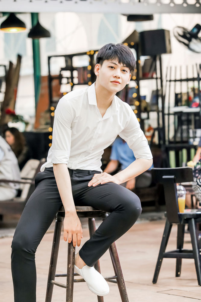Soái ca học đường sở hữu chiều cao khủng 1m79 đốn tim các fan girl - Hình 2