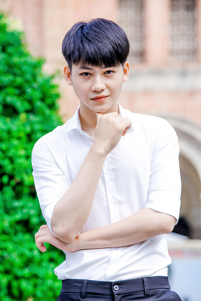 Soái ca học đường sở hữu chiều cao khủng 1m79 đốn tim các fan girl - Hình 5