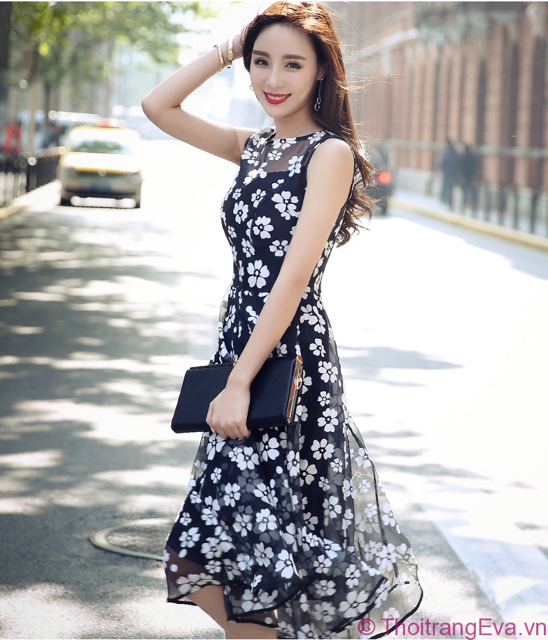 Mua 2023 cô gái sexy váy Váy hoa váy chữ A tôn dáng cổ tròn phong cách Hàn  Quốc mùa hè cho mẹ váy liền chấm bi cỡ lớn rộng rãi cho