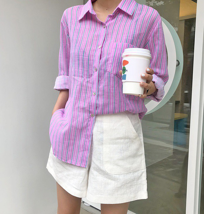 4 cách mix đồ với quần short vải nhẹ tênh giúp các nàng tự tin, thoải mái khi xuống phố - Hình 11