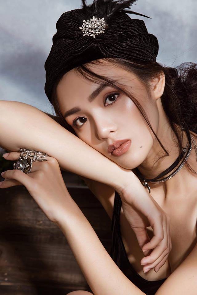 12 năm trước, cô bạn xinh đẹp này từng bị cả nước ghét vì dám tát Angela Phương Trinh trên màn ảnh nhỏ - Hình 4