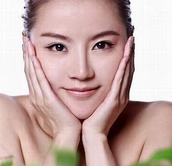 8 bài thuốc từ thảo dược giúp xóa nếp nhăn - Hình 2