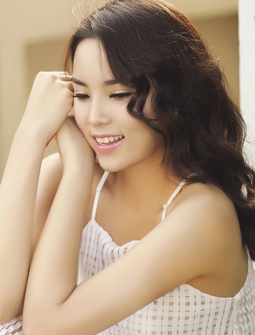 Ai có thể để tóc mái đẹp chứ Hoa hậu Kỳ Duyên thì nhất định không nên - Hình 4