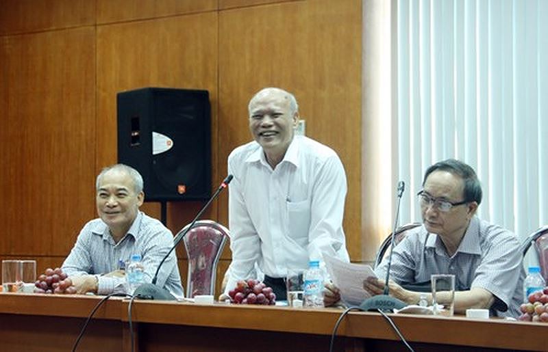 Cuộc chiến sách Công nghệ giáo dục - sách giáo khoa 2000 chuyển hướng - Hình 1