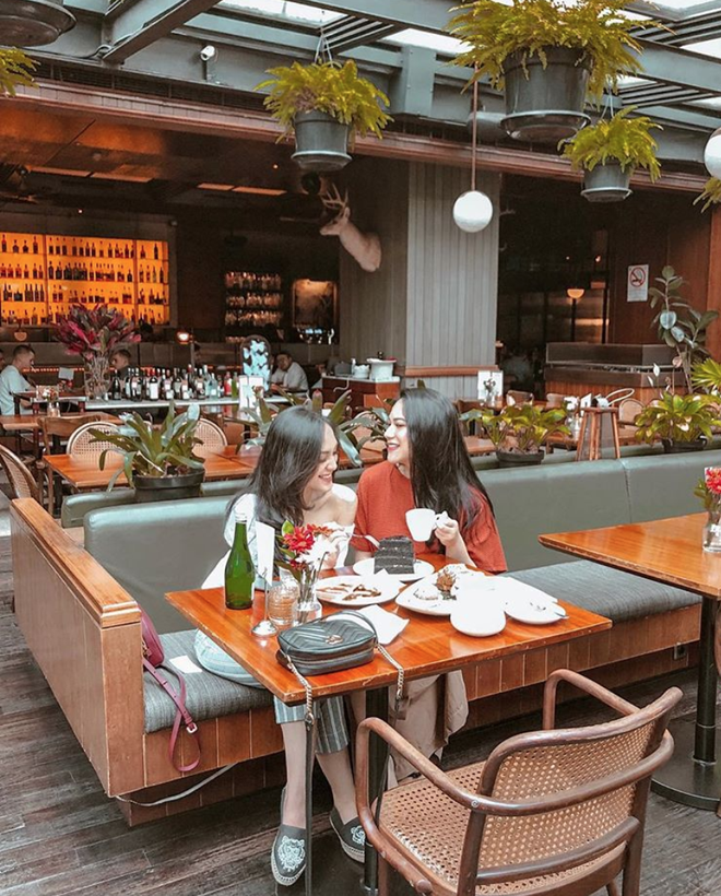 Cuộc sống sang chảnh của cặp bạn thân blogger xinh đẹp, nổi tiếng hàng đầu Indonesia - Hình 19