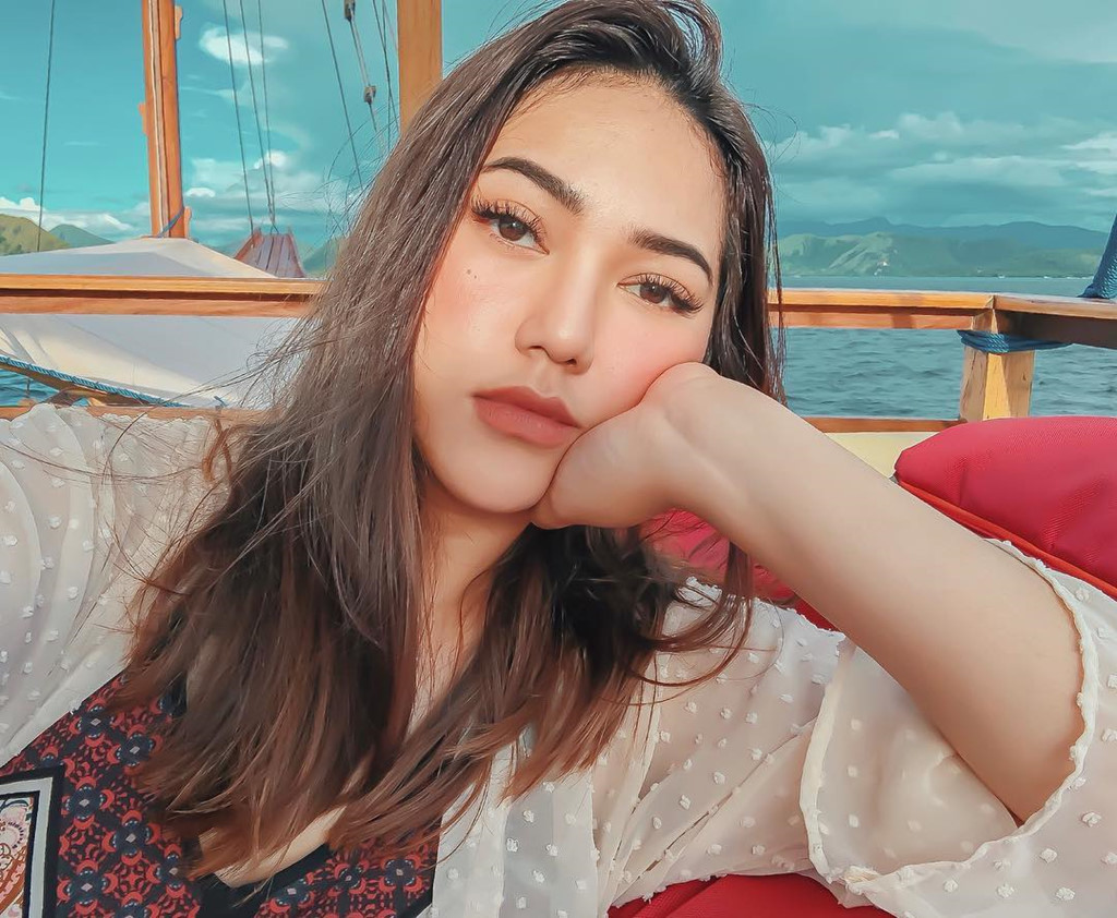 Cuộc sống sang chảnh của hot girl đến từ Indonesia - Hình 4